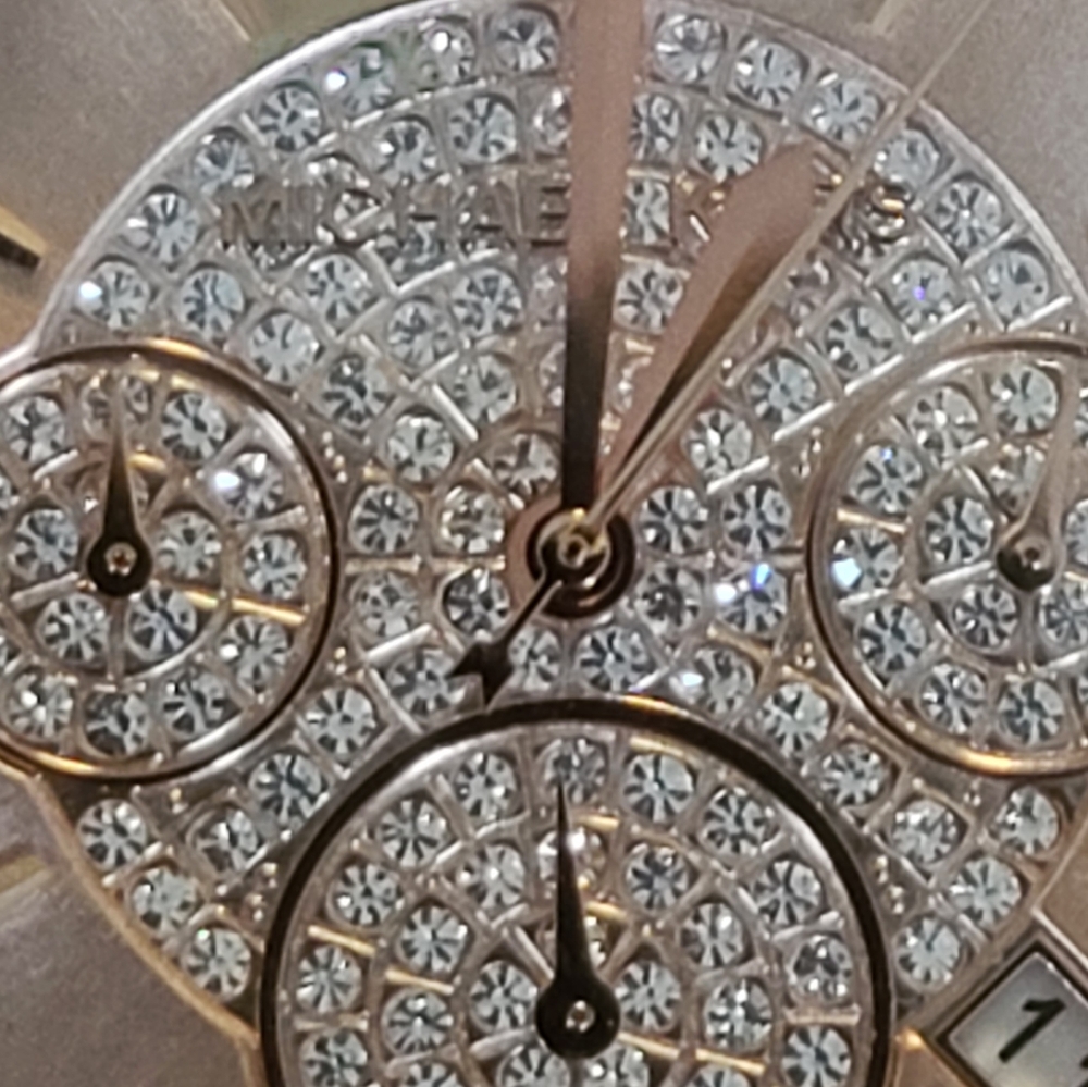 NWT MICHAEL KORS WATCH - MADISON MK5811 W/ CRYSTAL - Picture 7 of 16